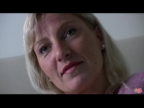 ❤️ La madre che abbiamo tutti scopato ... Signora, si comporti bene! Video di sessoal it.sextoysformen.xyz ❌❤